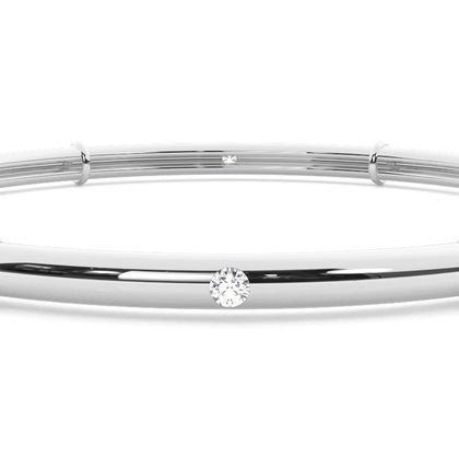 Runder Diamant Armreifen in einer Eingeriebener Fassung