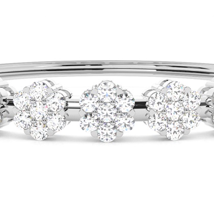 Runde Diamanten Krappen gefasst in einem Armreifen