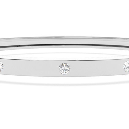 Runder Diamant Armreifen in einer Eingeriebener Fassung