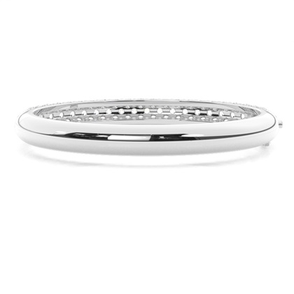 Runde Diamanten Krappen gefasst in einem Armreifen