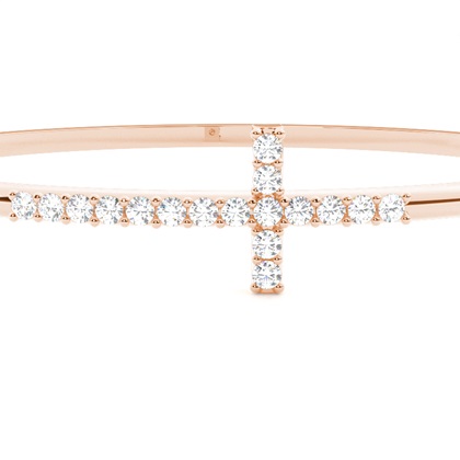 Runde Diamanten Krappen gefasst in einem Armreifen