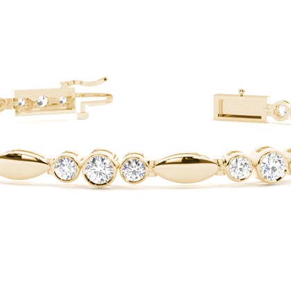 Rundes Diamant Designer Armband in einer Zargenfassung