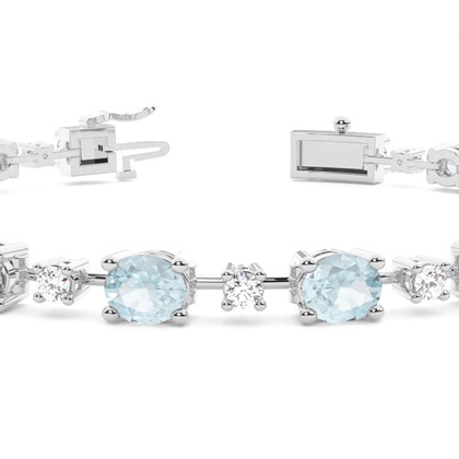 Ovales Aquamarin-Tennisarmband mit 4 Krappenfassungen