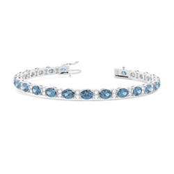 Ovales Tennisarmband mit blauem Topas in 4 Krappenfassungen
