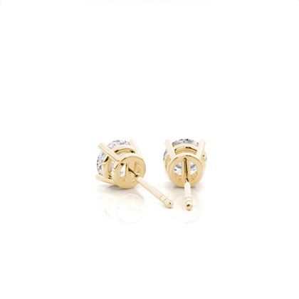 Prong-Einstellung Moissanit-Ohrstecker