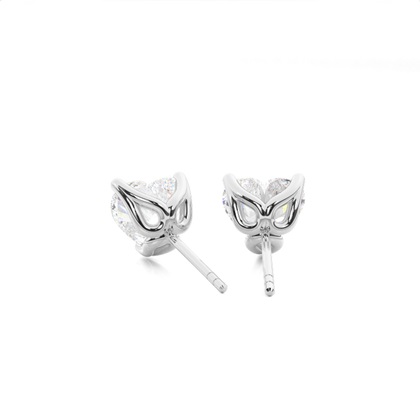 Diamant Ohrstecker in einer Krappenfassung