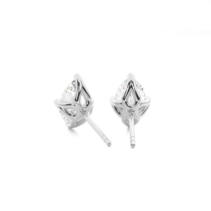 Diamant Ohrstecker in einer Krappenfassung