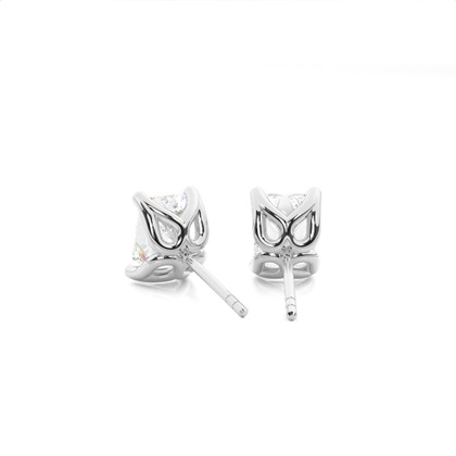 Diamant Ohrstecker in einer Krappenfassung