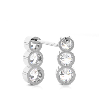 Runde Diamant Journey Ohrringe in einer Halbzargenfassung