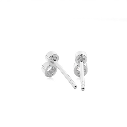 White Gold Round Diamond Stud Earrings