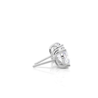 4 Prong Setting Oval Moissanite Stud Earring