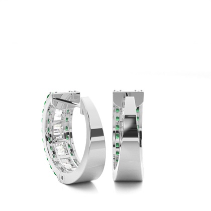 Smaragd-Creolen mit Zinkeneinstellung