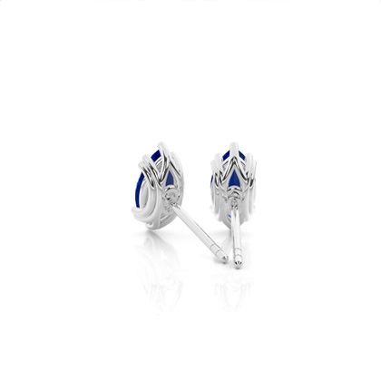 Ohrstecker mit blauem Saphir in Krappenfassung