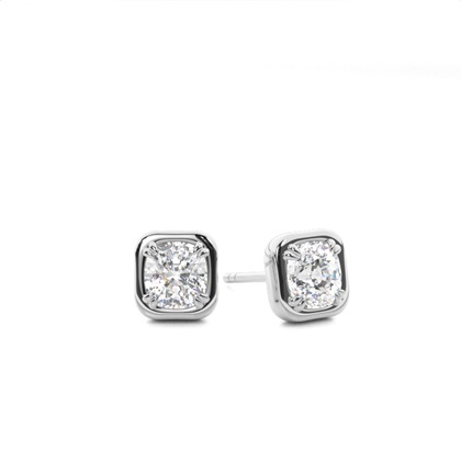 Prong Setting Diamond Stud Earrings
