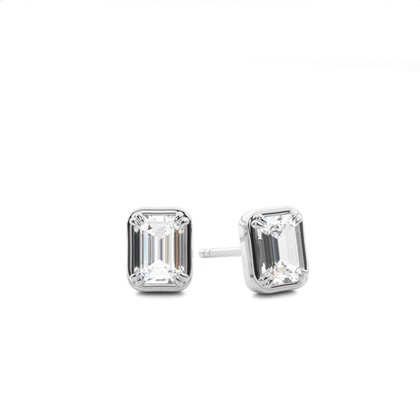 Prong Setting Diamond Stud Earrings