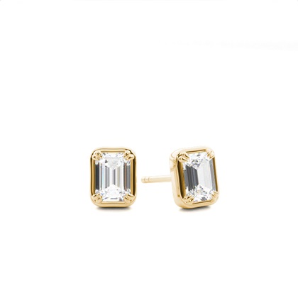 Prong Setting Diamond Stud Earrings