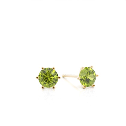 Prong Setting Peridot Stud Earrings