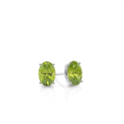 Prong Setting Peridot Stud Earrings