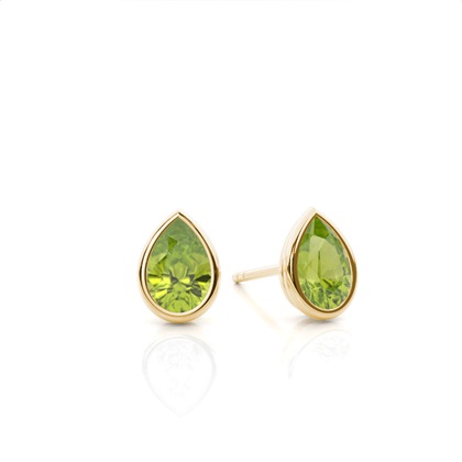Bezel Setting Peridot Stud Earrings