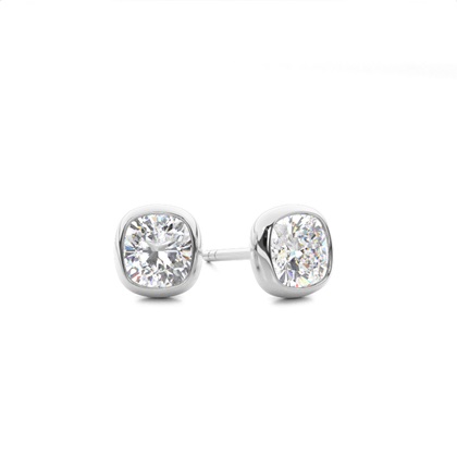 Bezel Setting Diamond Stud Earrings