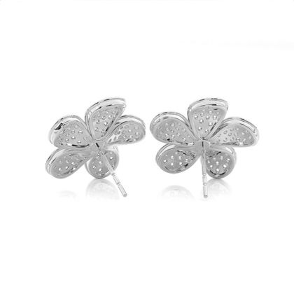 Prong Setting Round Diamond Flower Stud Earrings