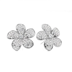 Prong Setting Round Diamond Flower Stud Earrings