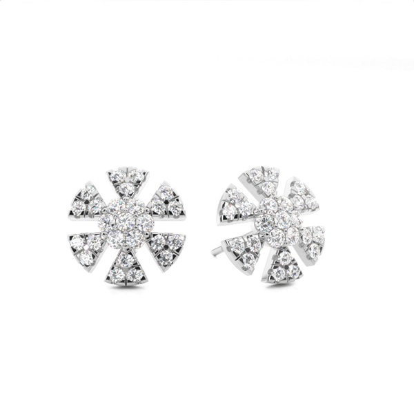 Prong Setting Round Diamond Cluster Stud Earrings