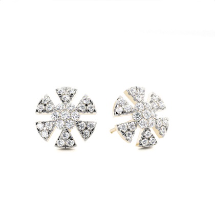 Prong Setting Round Diamond Cluster Stud Earrings