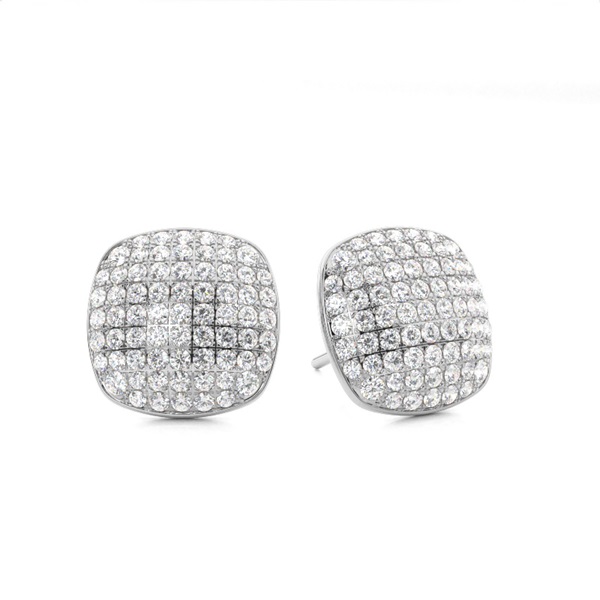 Prong Setting Round Diamond Cluster Stud Earrings