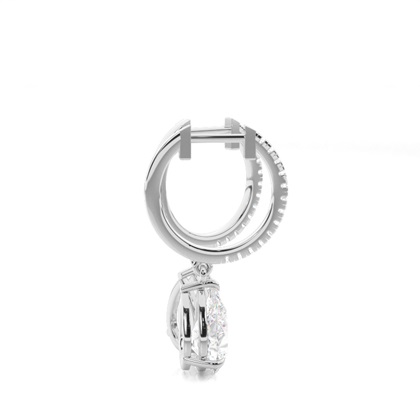 Boucles d'oreilles créoles diamant serti griffes