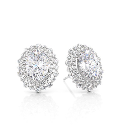 Claw Prong Setting Round Moissanite Halo Earring
