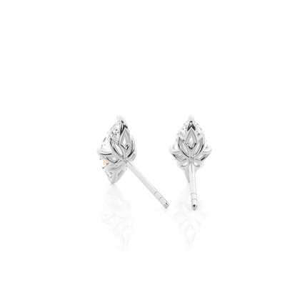 Ohrstecker im Basket-Look