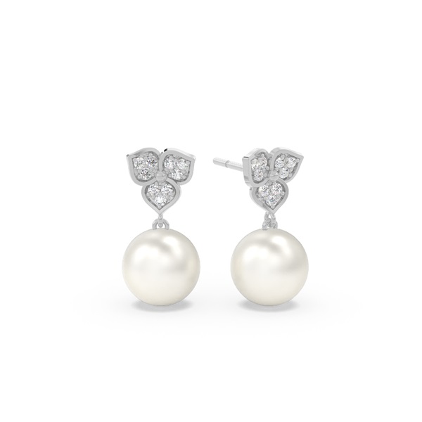Floral Look Freshwater Pearl Diamond Stud Earrings