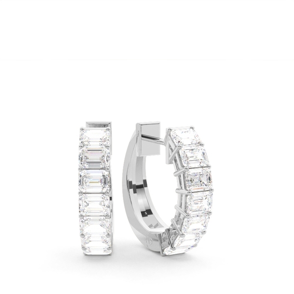 Creolen mit Diamanten im Smaragdschliff