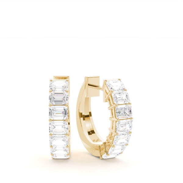 Creolen mit Diamanten im Smaragdschliff