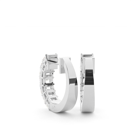 Creolen mit Diamanten im Smaragdschliff