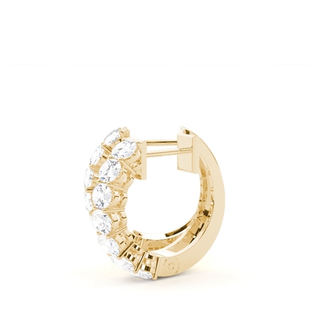 Creolen mit Diamanten im Ovalschliff