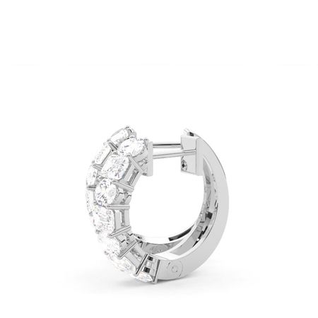 Creolen mit Diamanten im Oval- und Smaragdschliff