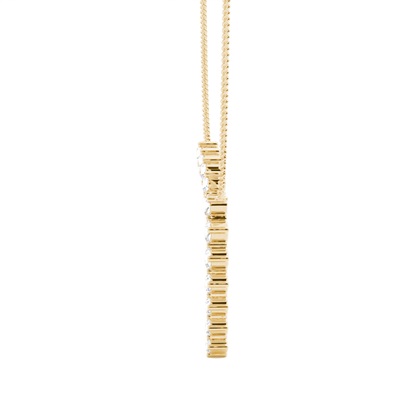 Yellow Gold Pendant Necklaces