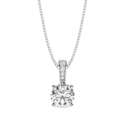 Diamant Anhänger in einer Krappenfassung