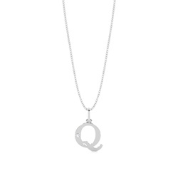 Q Initial Pendant Necklace in Silver