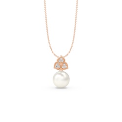 Floral Look Freshwater Pearl Pendant