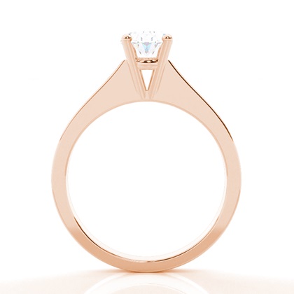 Medium Moissanite Verlobungsring in einer Krappenfassung