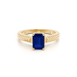Round Vintage Blue Sapphire Engagement Ring