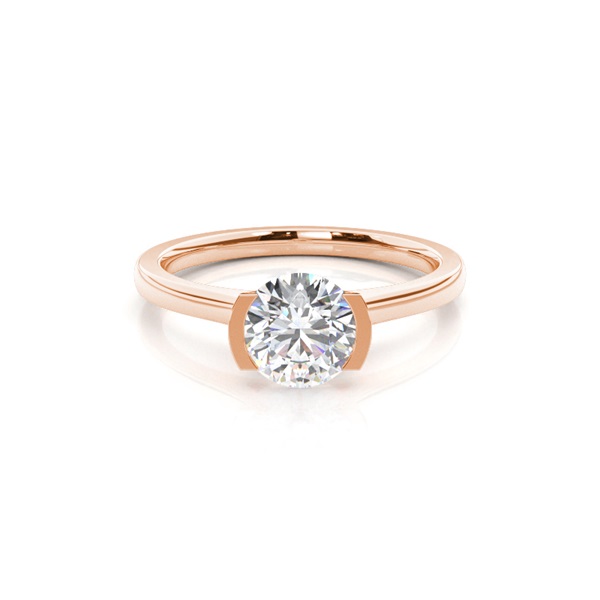 Dünner Diamant Ring in einer halben Zargenfassung 