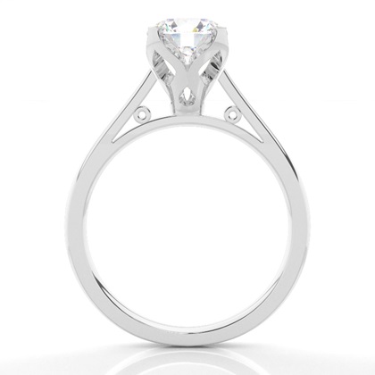 Dünner Diamant Verlobungsring in einer Krappenfassung