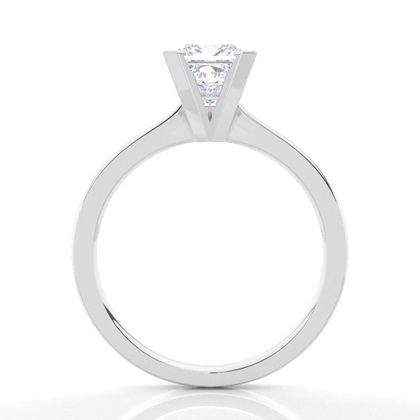 Medium Moissanit Verlobungsring in einer Krappenfassung