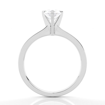 Dünner Moissanit Verlobungsring in einer Krappenfassung