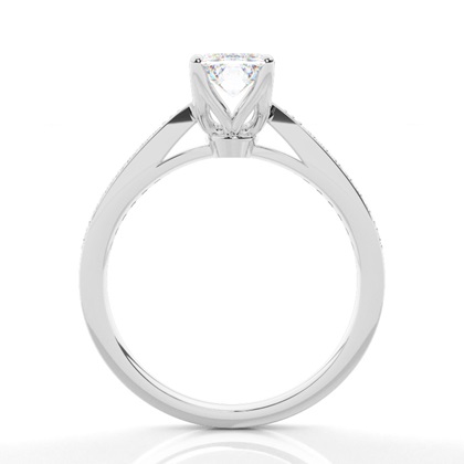 Moissanite Verlobungsring in einer Krappenfassung mit medium Schulter Moissanit