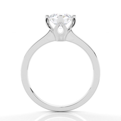 Moissanit ring in einer Krappenfassung